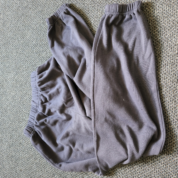 Gray kids pants, size Large - Picture 2 of 3